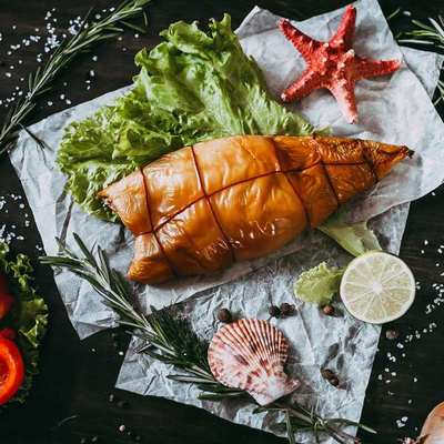 Кальмар со скумбрией горячего копчения